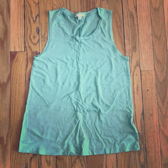 Gap green followy tank - Picture 1 of 3